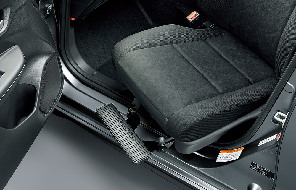 Nissan Shuttle Handicapped Car Front Seat Rotate TypeNissan Shuttle Handicapped Car Front Seat Rotate Type