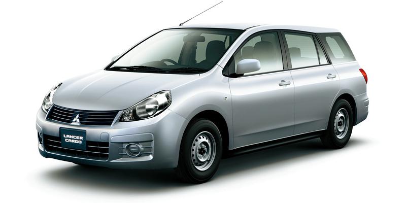 New Mitsubishi Lancer Cargo photo: Front view
