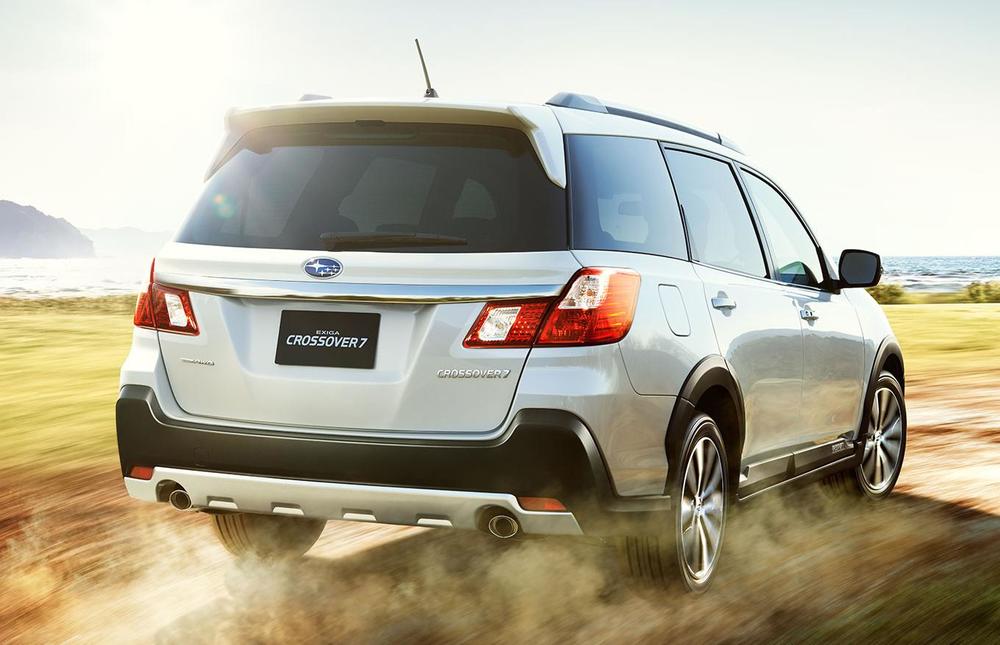 New Subaru Exiga Crossover-7 Picture: Back view