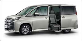 TOYOTA NOAH MIDDLE SEAT ACCESSIBLE VEHICLE: LIFTUP TYPE
